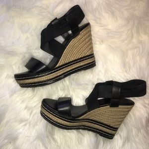Black wedges